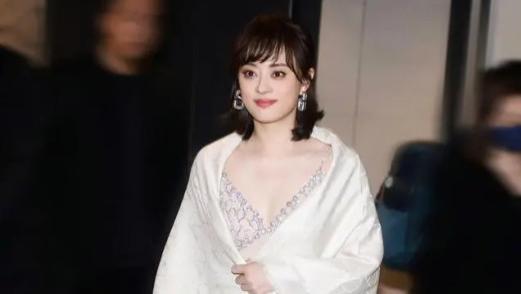 油头粉面就不要演军人了，这9位演员告诉你，什么才是军人