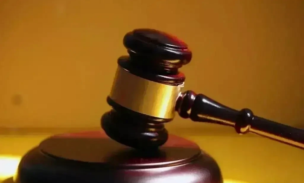 北京海定，一男子与前妻签订《离婚协议》平分夫妻共同财产，但是不久后发现前妻在婚内