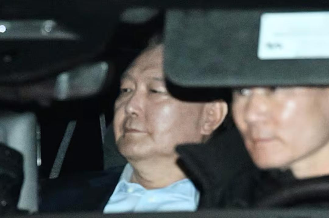 [微风]韩国总统尹锡悦被捕后不过数日，其妻子金建希就上了韩国媒体的热搜，丑闻被逐