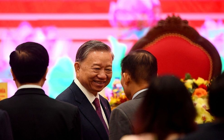 越南新领导苏林访华，大谈“中国优先”，原来是为了铁路合作。

中国也爽快，说越南
