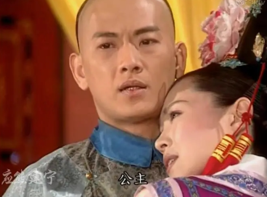 1678年，康熙皇帝下旨处死吴三桂的所有孙子，包括建宁公主的两个儿子。建宁公主吓