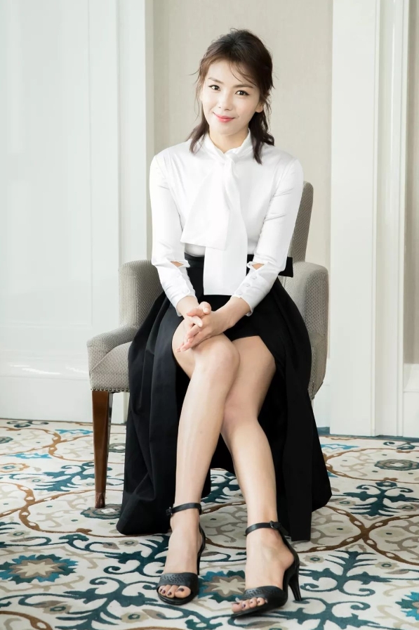 演员，刘涛说，2007年和王珂结婚，30岁那年我和婆婆竟处成了闺蜜。

刘涛说，