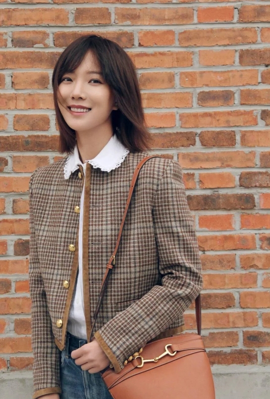 王珞丹与母亲的深情：一条27年前的裙子