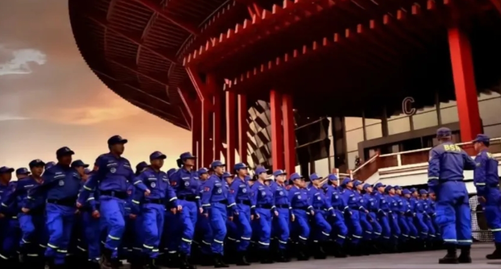 蓝天救援队不收费，完全是义务救援，为何还有那么多人想加入？

虽然蓝天救援成员不