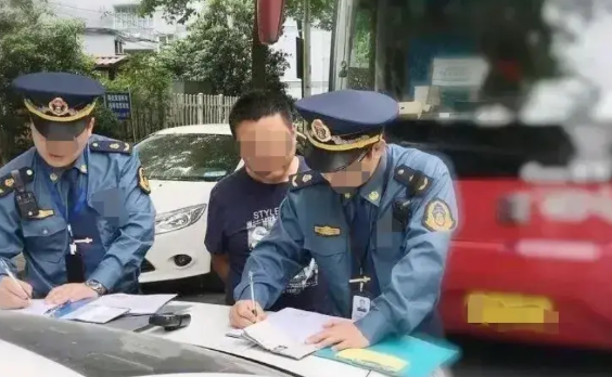 运管处与交警可否合并？
运管处与交警的合并存在一定的可行性，不过也有诸多挑战，具