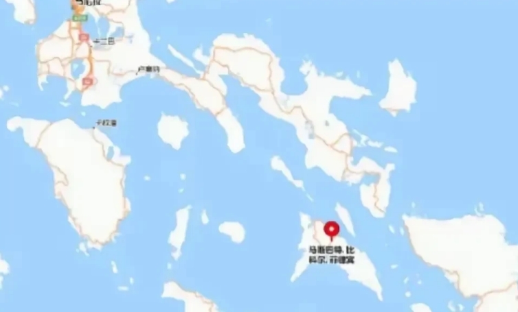 菲律宾缴获中方无人潜航器，这下篓子捅大了！

又是一个无人潜航器，捞上来的是三个