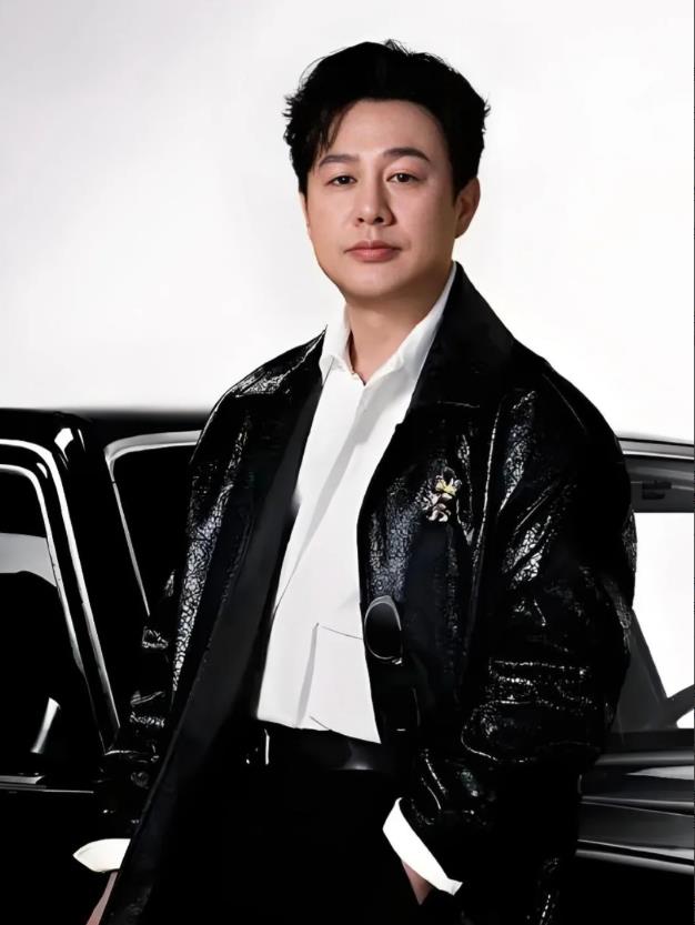 事出反常必有妖！
大家有没有发现，张颂文很久以前就开始不对劲了？

听说张颂文老