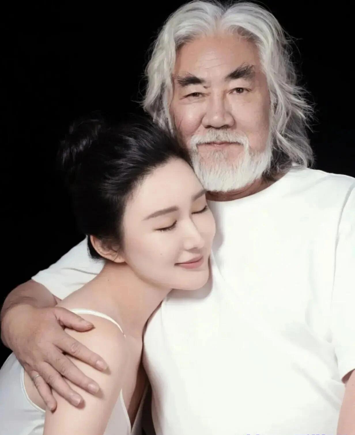 张纪中与年轻妻子的爱情启蒙