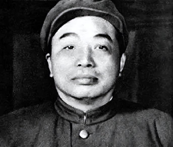 1949年，解放军遭马家军包围，眼看就要全军覆没！彭老总情急之下，大喊：“炮轰穿