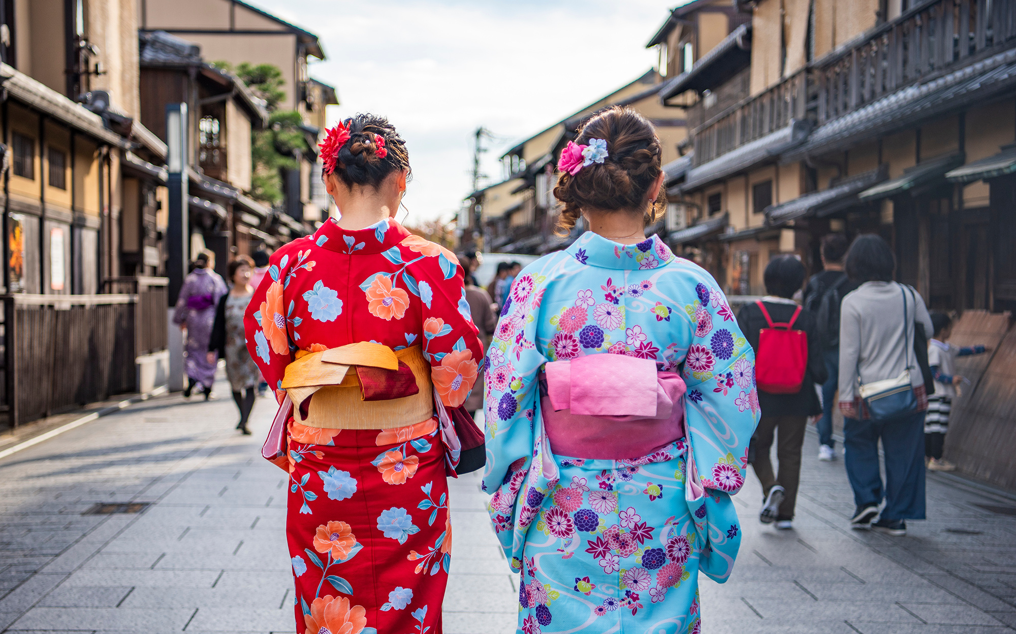 日本京都最受欢迎的旅拍胜地
花见小路是京都著名的花街，靠近祗园四条大街。
这里保