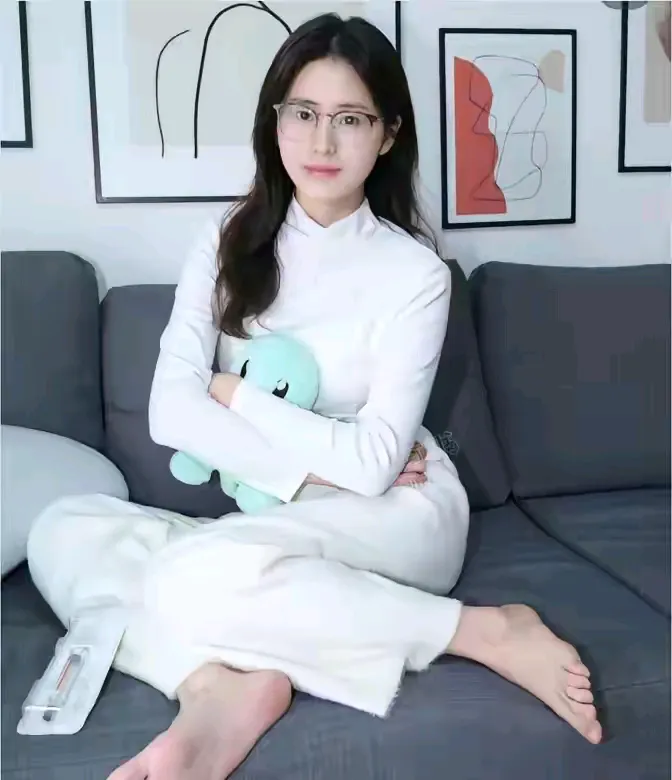 过年哪里也不去，就一个人在家自己过，可以吗？