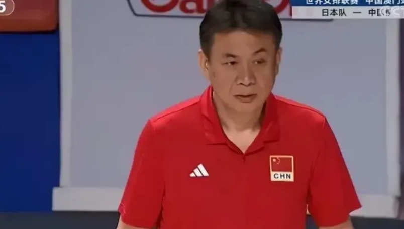 光速不是想来的
    看了世俱杯科内的比赛，才知道什么是光速排球。
    作