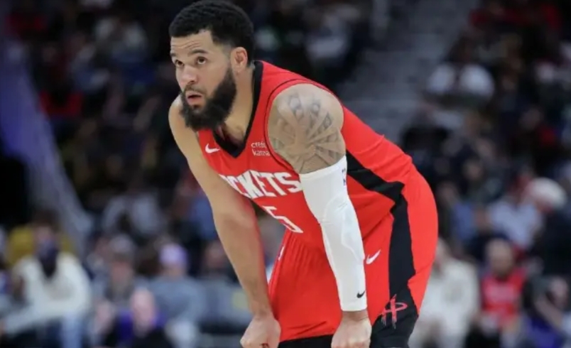 惠特摩尔交易要价无保护首轮？火箭太精明了！
火箭现在能轮换的球员众多。如果交易来