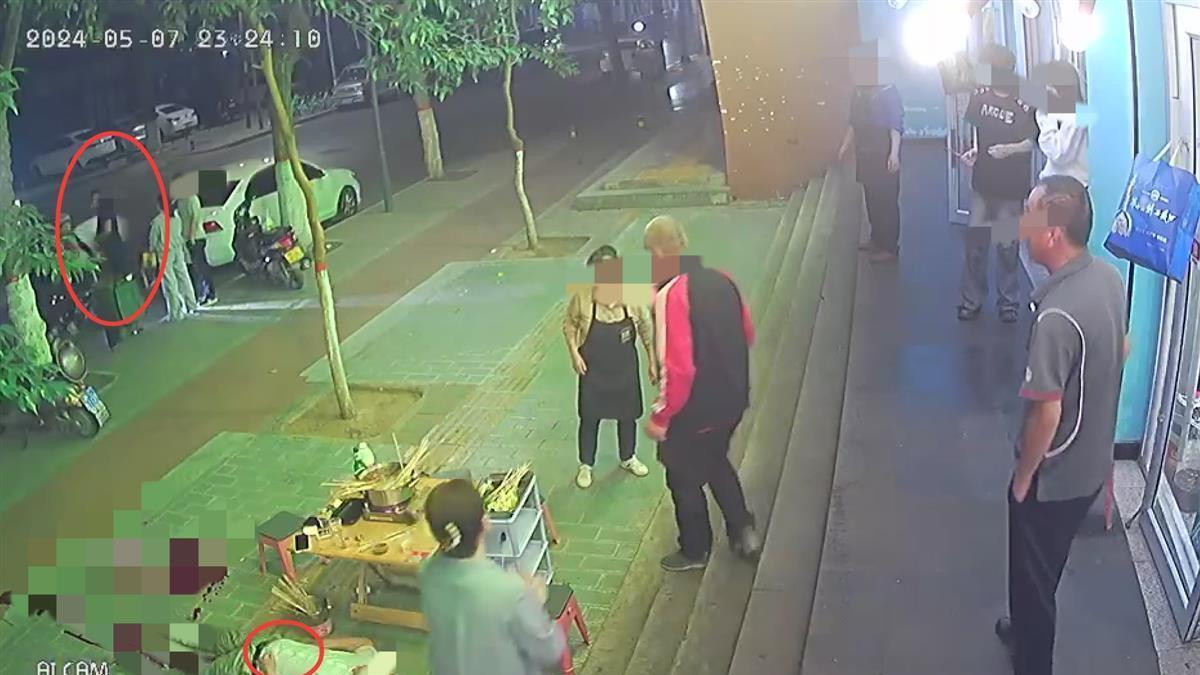 宝鸡男子被捅身亡后续！官方通报来了，凶器是摩托车钥匙配饰小刀