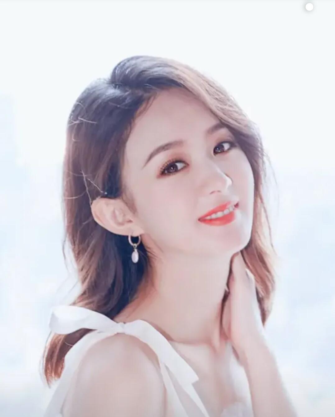 赵丽颖：梦想与坚持的传奇之旅