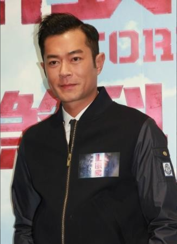 2012年，徐峥在泰国拍摄泰囧期间，大力宣传泰国的旅游文化，间接的推动了泰国旅游