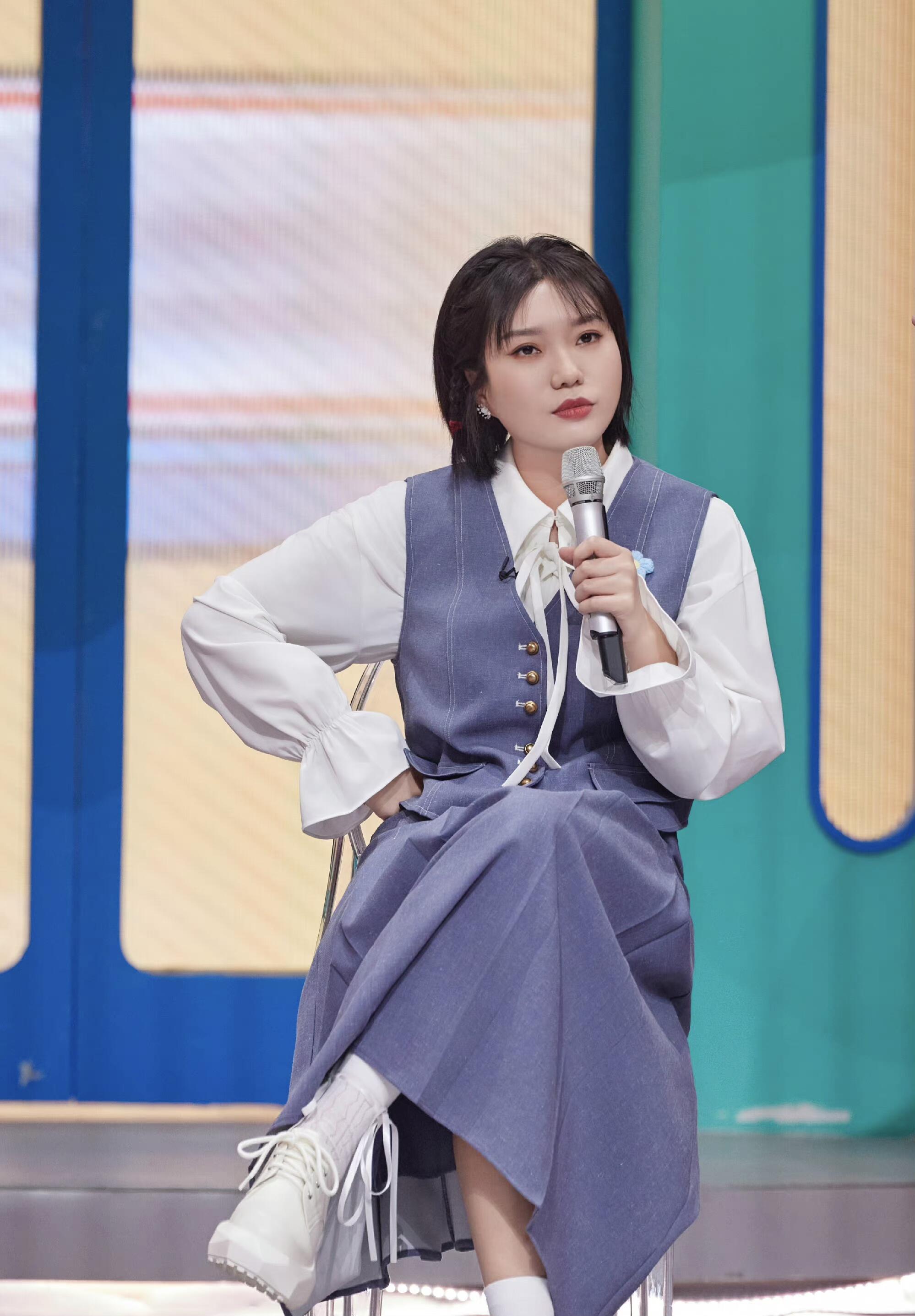 李雪琴开朗女孩