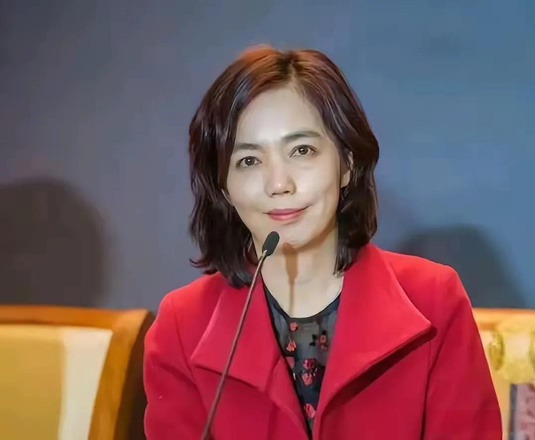 美国华裔美女科学家李飞飞，带领自己的团队，只用了26分钟时间，50美元的成本，训