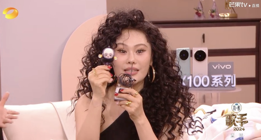袁娅维冲榜成功？

这就有意思了！

毕竟袁娅维选择的对手可是香缇莫啊！

好几