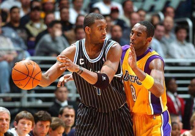最近前NBA球员阿里纳斯在一档名叫《Nightcap》的节目中谈到了前NBA巨星