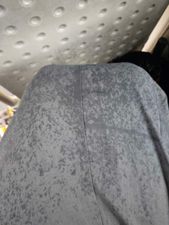 再大的雨，也阻挡不住我上班的热情 终于坐上公交车了
