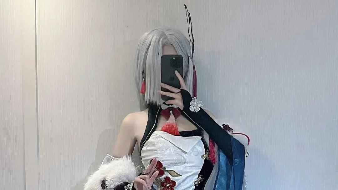 原神COS：古风申鹤这么长的腿就过分了！