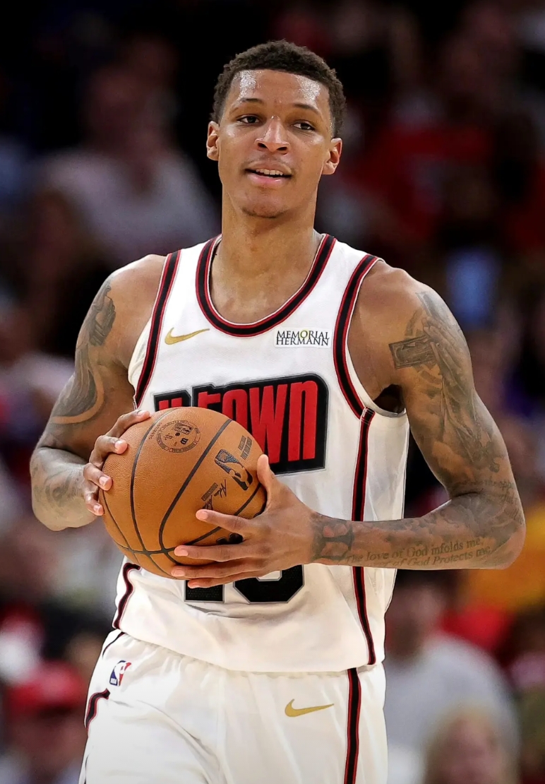 火箭遭重创！小贾巴里·史密斯投篮训练左手骨折，预计缺席4-8周！这3个扎心的事实