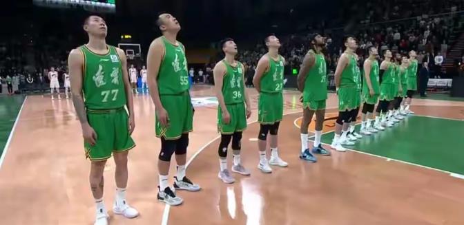 彻底看清3名球员，辽宁86:77四川，不愧是卫冕冠军

1，替补控卫王岚嵚，完全