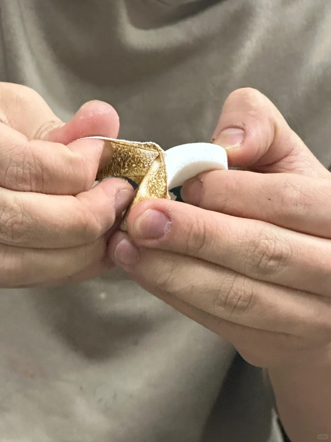 人没有手机玩会干什么
探索欲大爆发