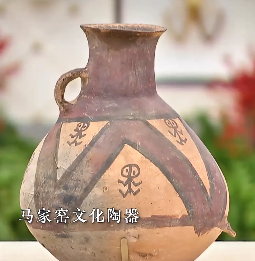 意大利归还56件文物