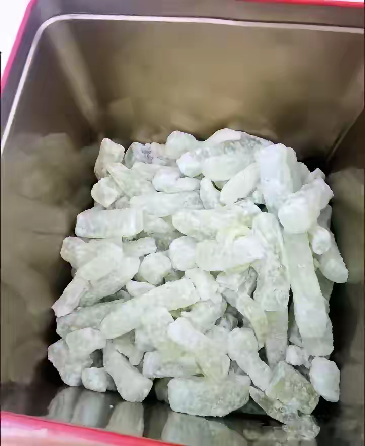 我外婆去了趟广东，说这东西好吃，让我帮她买点给她吃，可是我压根不知道这叫啥，我明