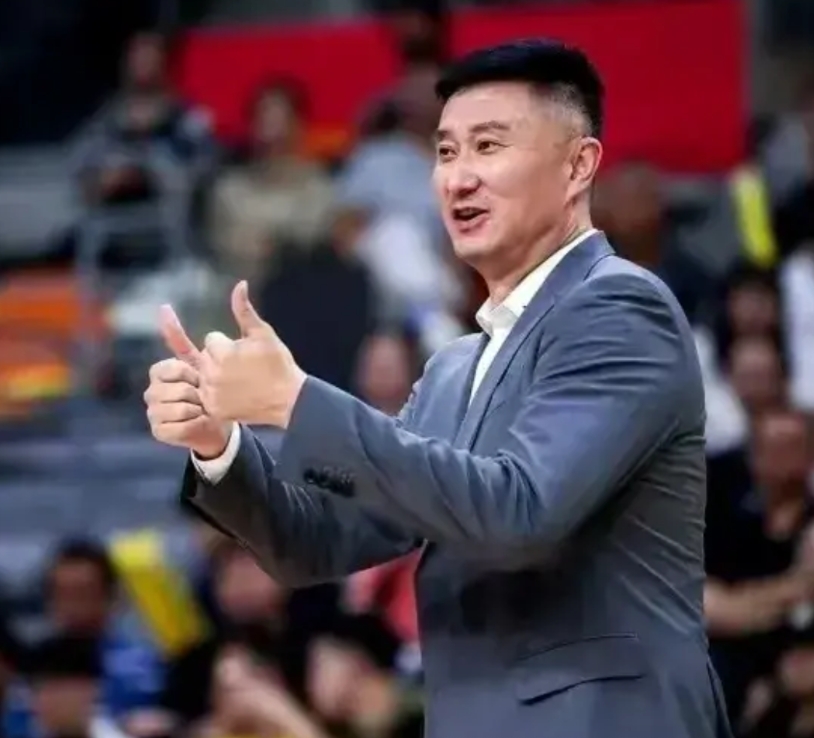 广东男篮第四外援备选名单
1、贝兹利
目前贝兹利已经被NBA发展联盟裁掉，他与广