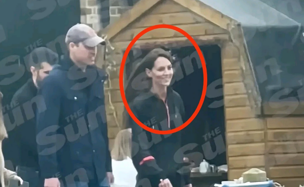 凯特终于出现了？
这可是英国媒体报道的
大家可以看一看
凯特变得年轻了
而且清瘦