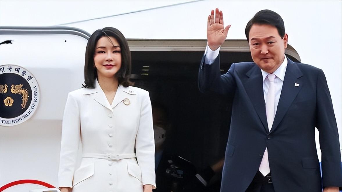 李在明捡漏失败，尹锡悦直接过关，扳倒尹锡悦没那么简单！