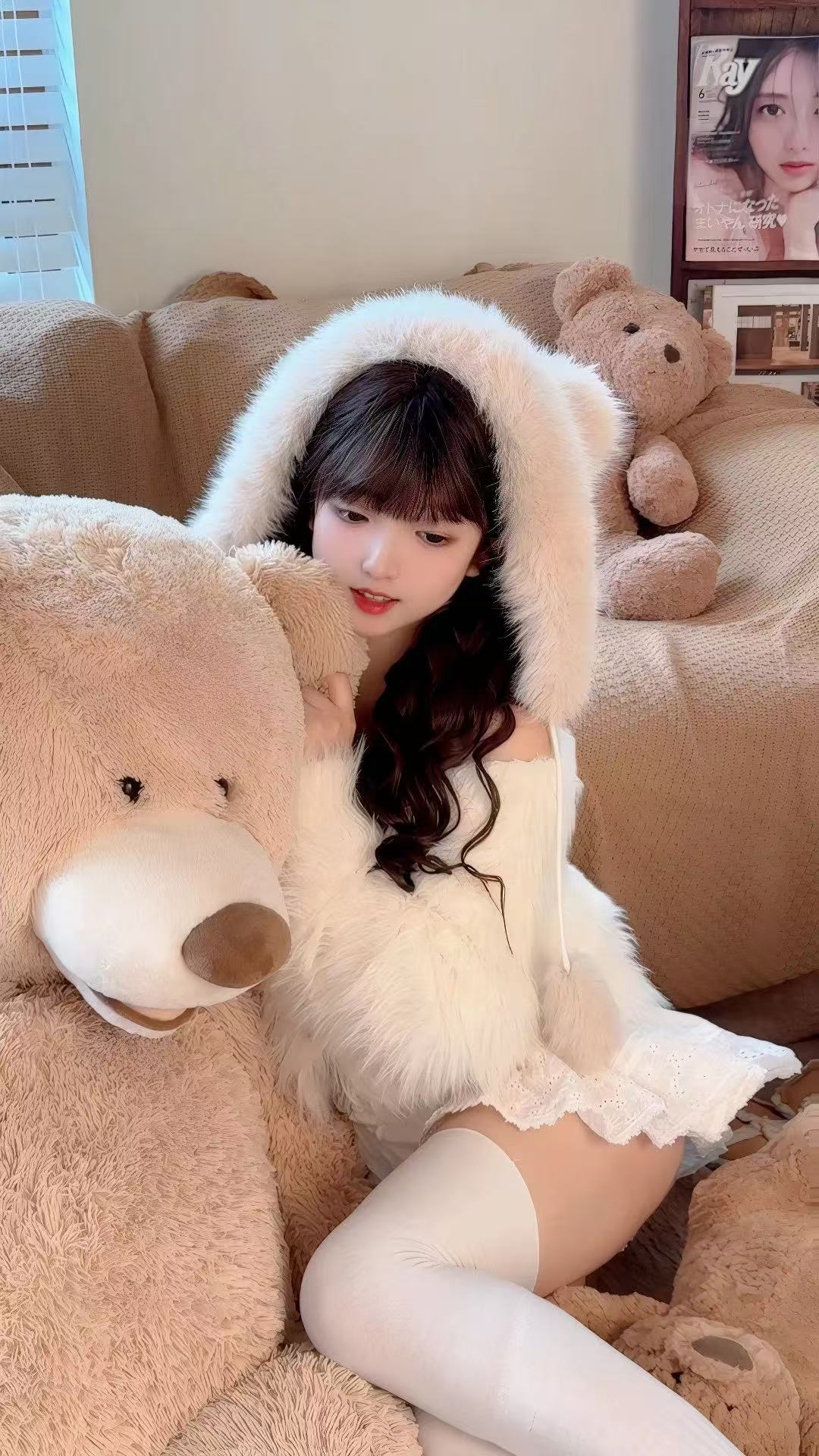 天冷了要注意多穿衣服保暖哦哈哈哈哈哈