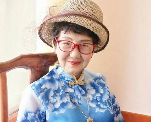 女富豪入狱后人生大起大落

                          