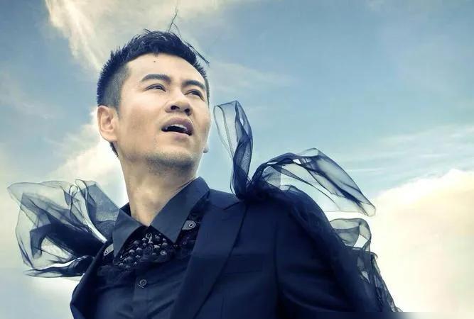 徐子崴的婚姻观，可能有问题！

作为一个英俊潇洒的国家一级演员，音乐领域成就斐然