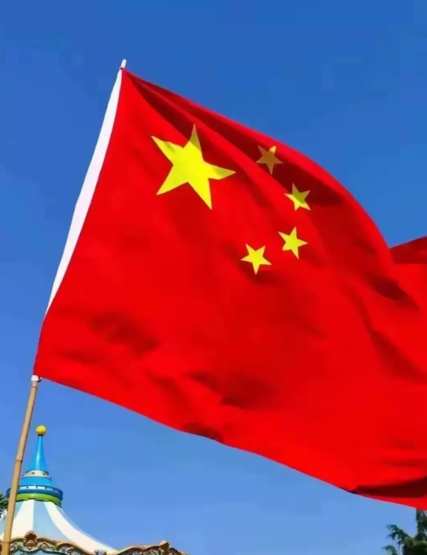 目前的局势
很可能
“美俄联手”控制世界
于是有人提出
我们是站队美国还是俄罗斯