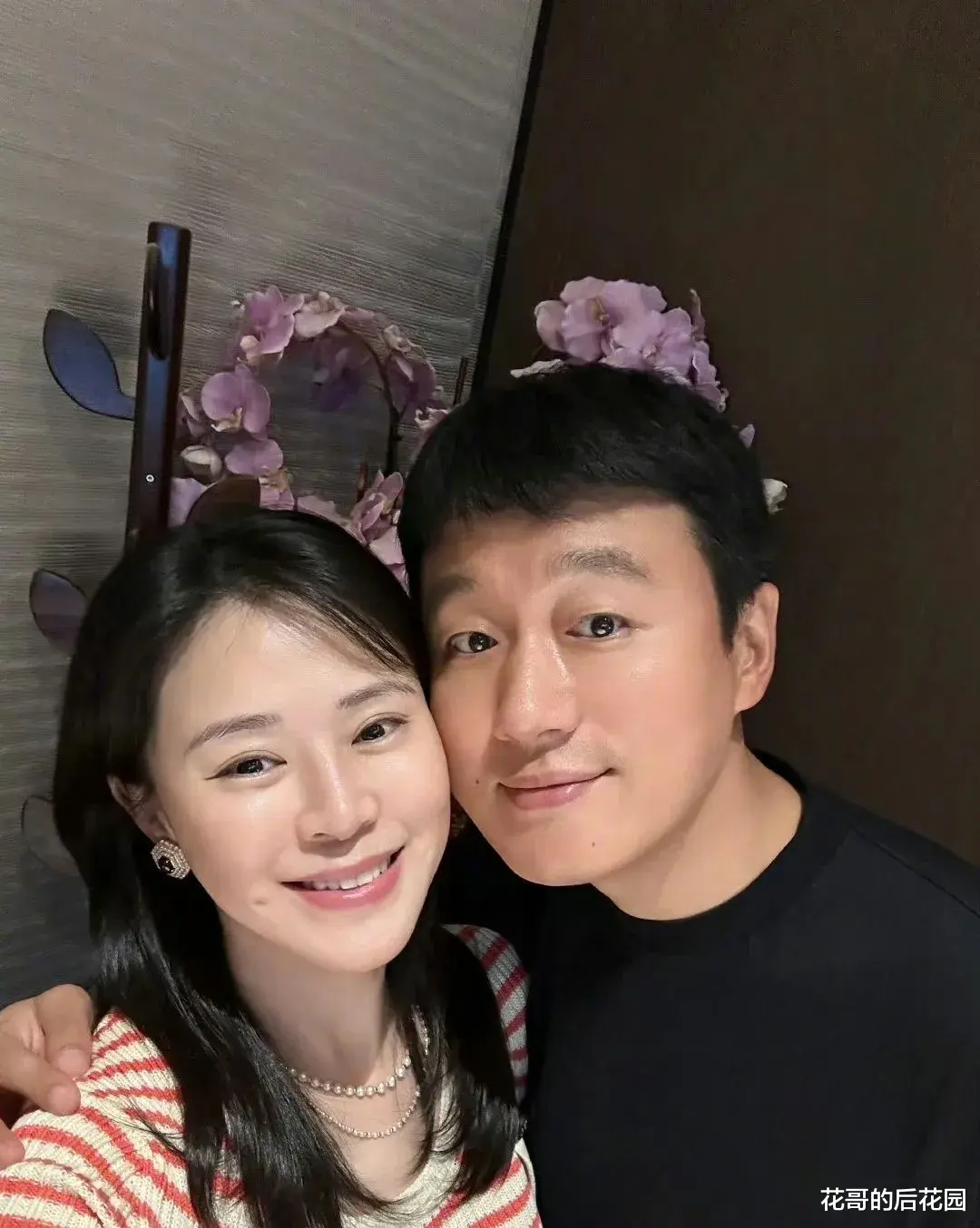 佟大为3胎儿子8岁了，太像爸爸缩小版了，俩女儿长得竟比妈妈还高