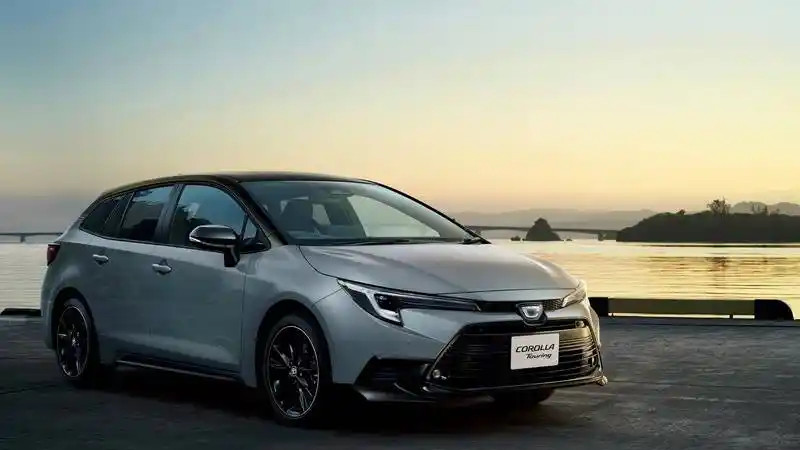 丰田不讲武德！一口气降10万，16万跌至6万，耐用王+油耗5.5L