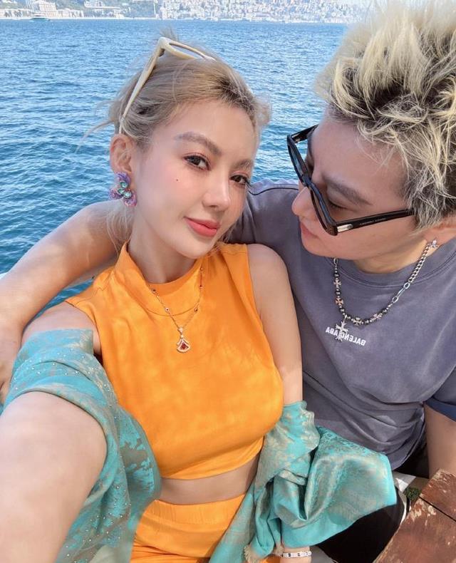 网红郭美美奢靡依旧，和金主男友世界游，网友：这种女人还有人要（郭美美 网络人物简介）-第12张图片-九妖电影