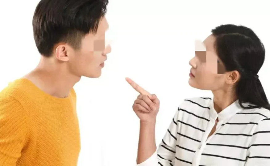 上海，女子心疼男同事在外租房，好心将一套闲置的公寓，免费让男同事居住。万万没想到
