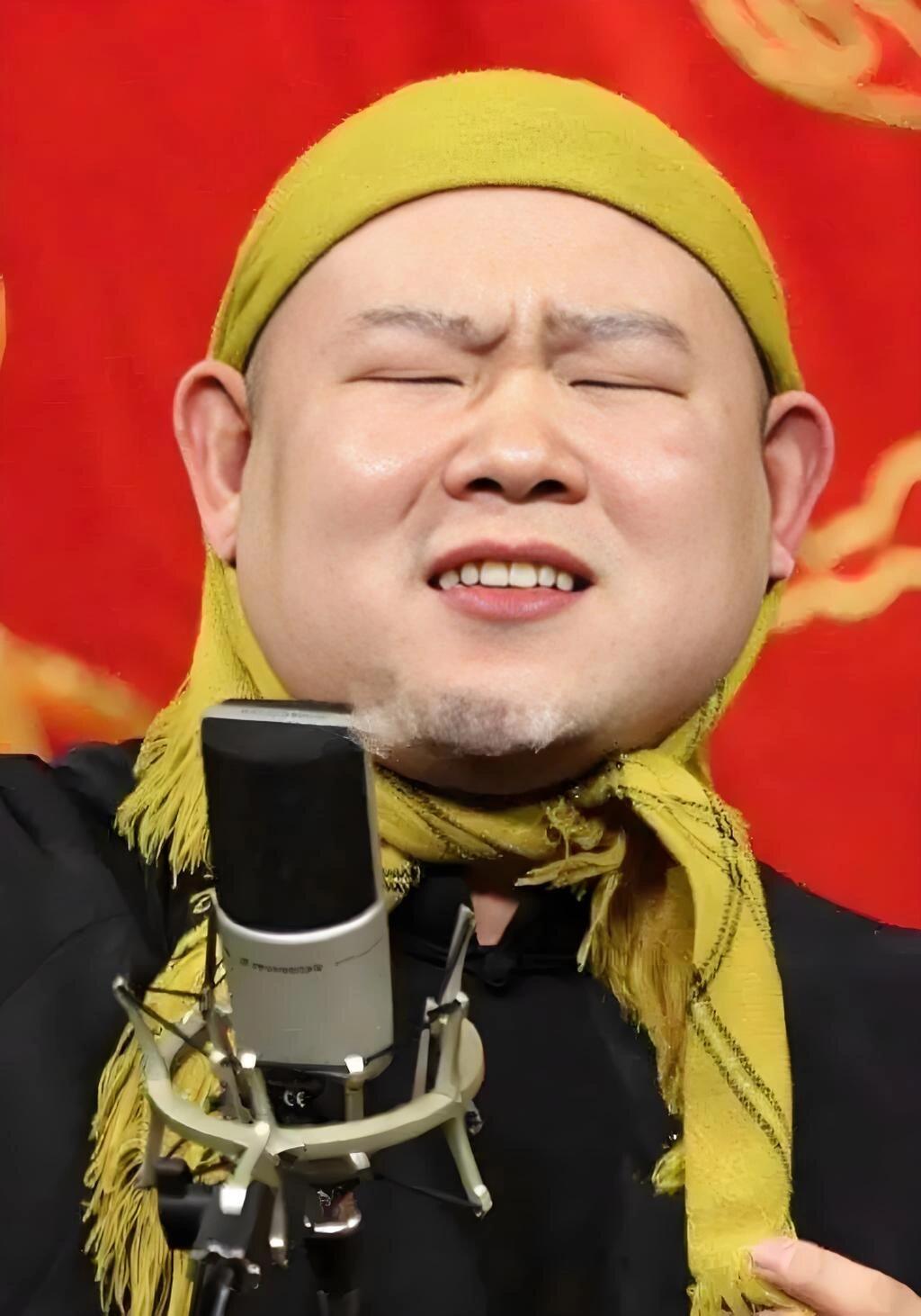 岳云鹏的成长经历