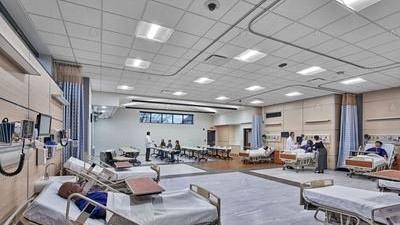 美国医生被控性侵200多名患者