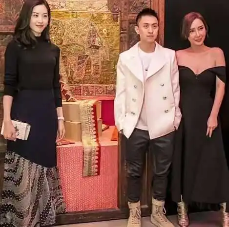 秦奋会见刘强东之妻章泽天！