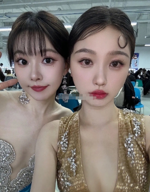 网红小姐姐体验了一把秒明星的感觉 ​​​