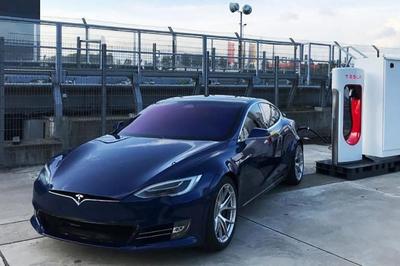 特斯拉2025年将推出低价车型