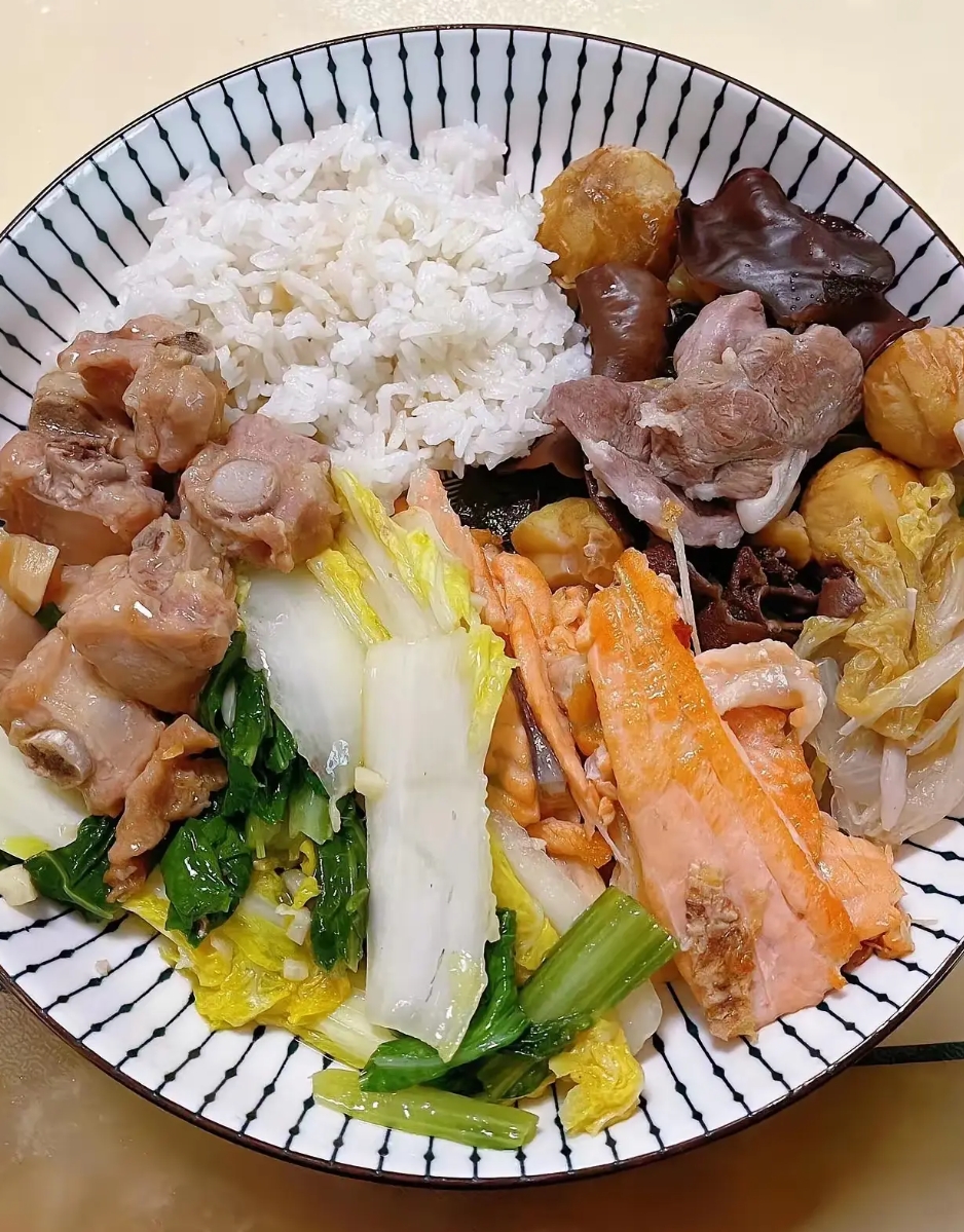婆婆给我留的饭！理由：方便加热！