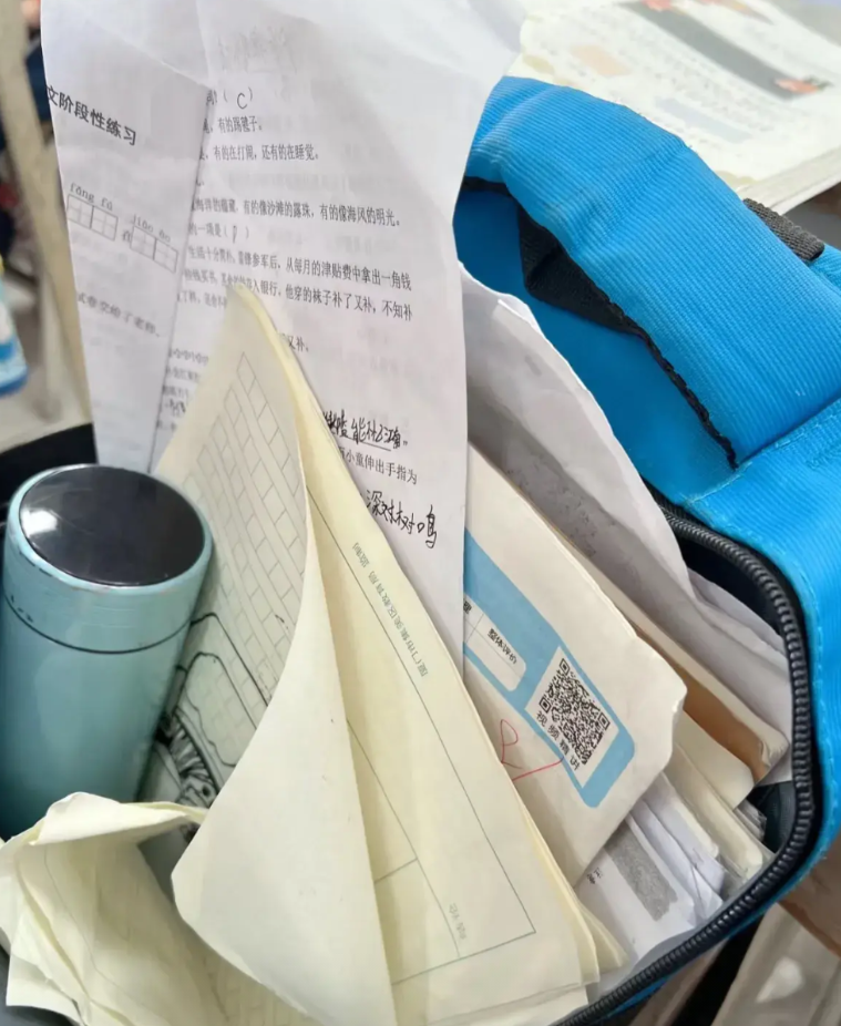 36岁妈妈，凌晨辅导孩子作业，生气离世！
一位36岁的妈妈，早上5:30起床辅导