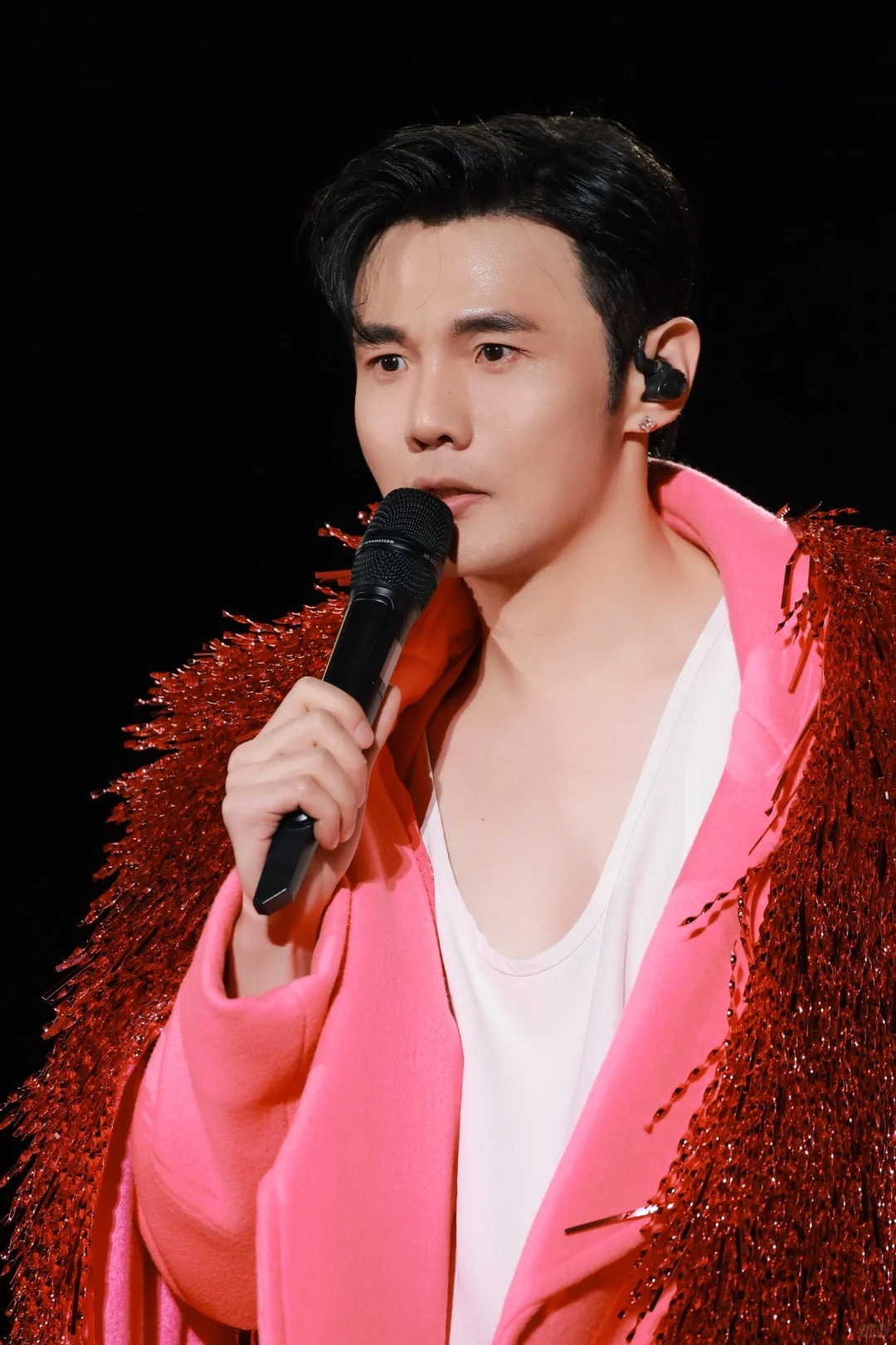 昨夜鸟巢 单双眼皮随意切换